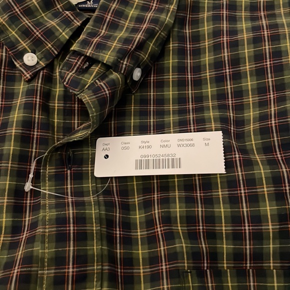 J. Crew Men’s Classic Buttondown Shirt- Medium - Picture 3 of 7